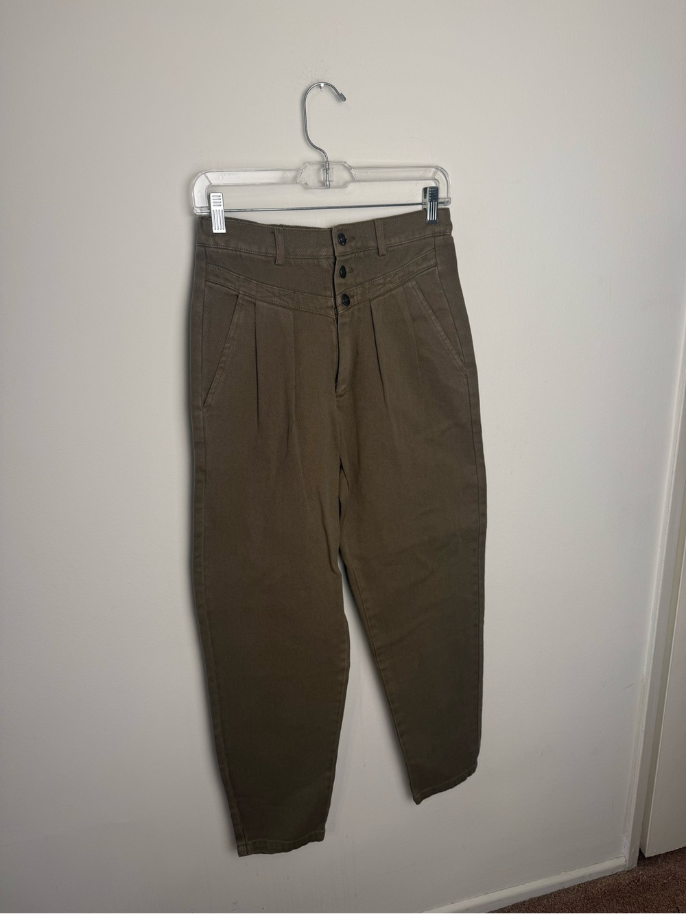 Forever 21 Women’s Olive High-Waist Tapered Pants